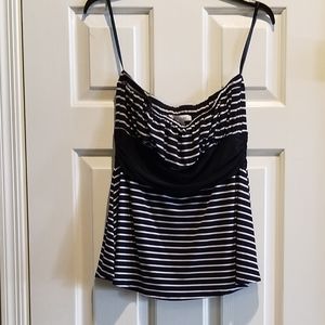 Cute sleeveless top. Stretch fabric.